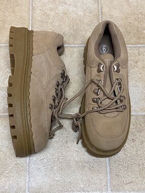 Top Tan Platform Lug Sole Lace-Up Sneakers